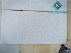 Natural Stone Pool Coping