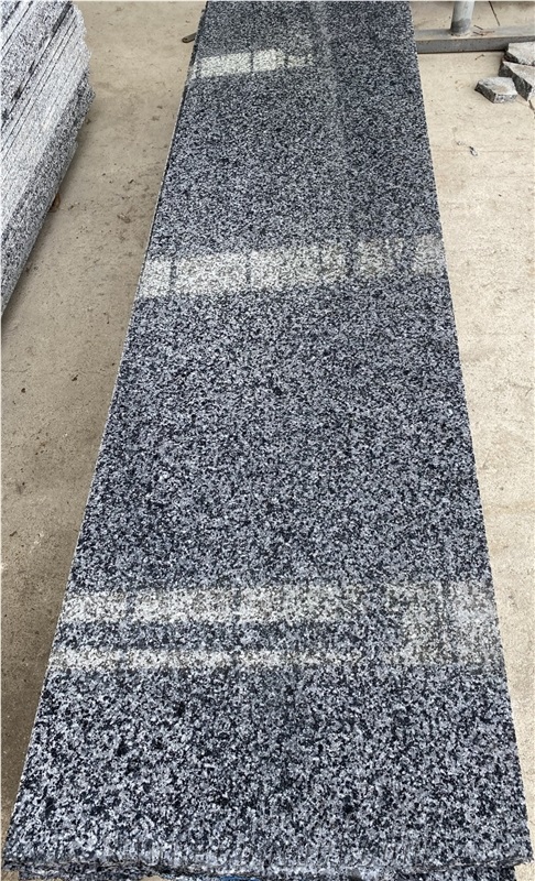 G654 Black Granite Slabs