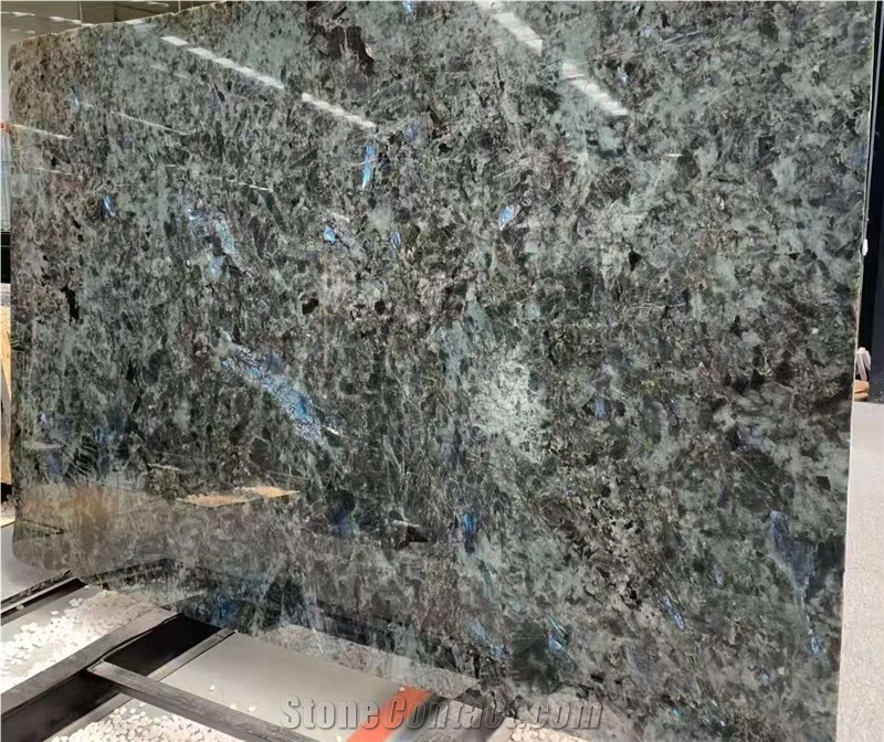 Madagascar Tsoa Pearl Granite Slab