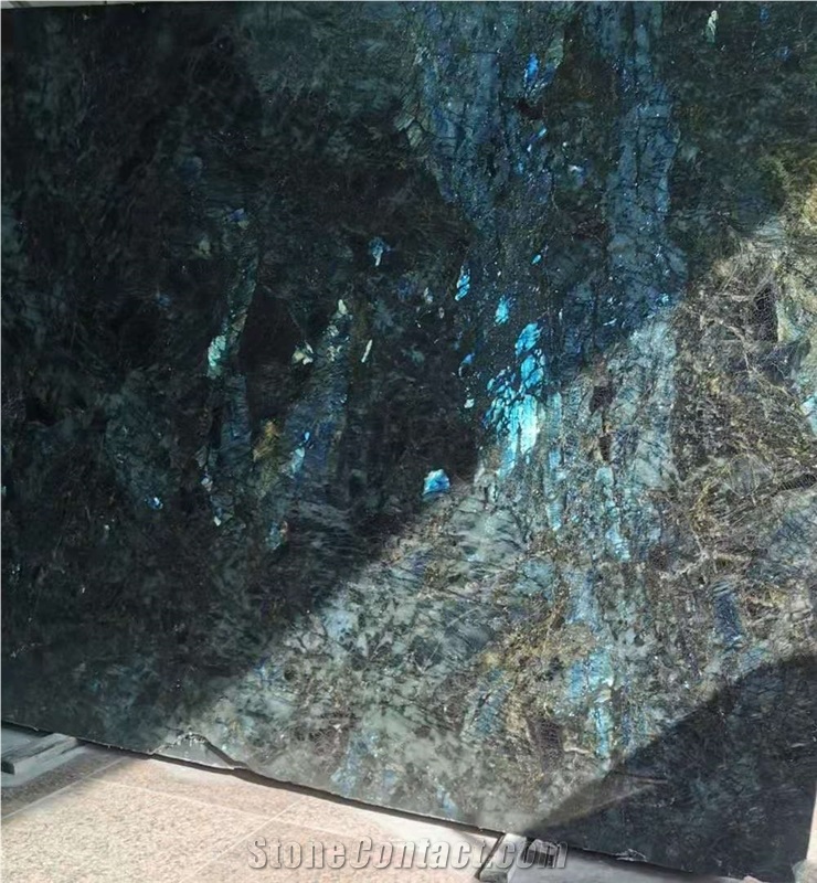 Madagascar Tsoa Pearl Granite Slab