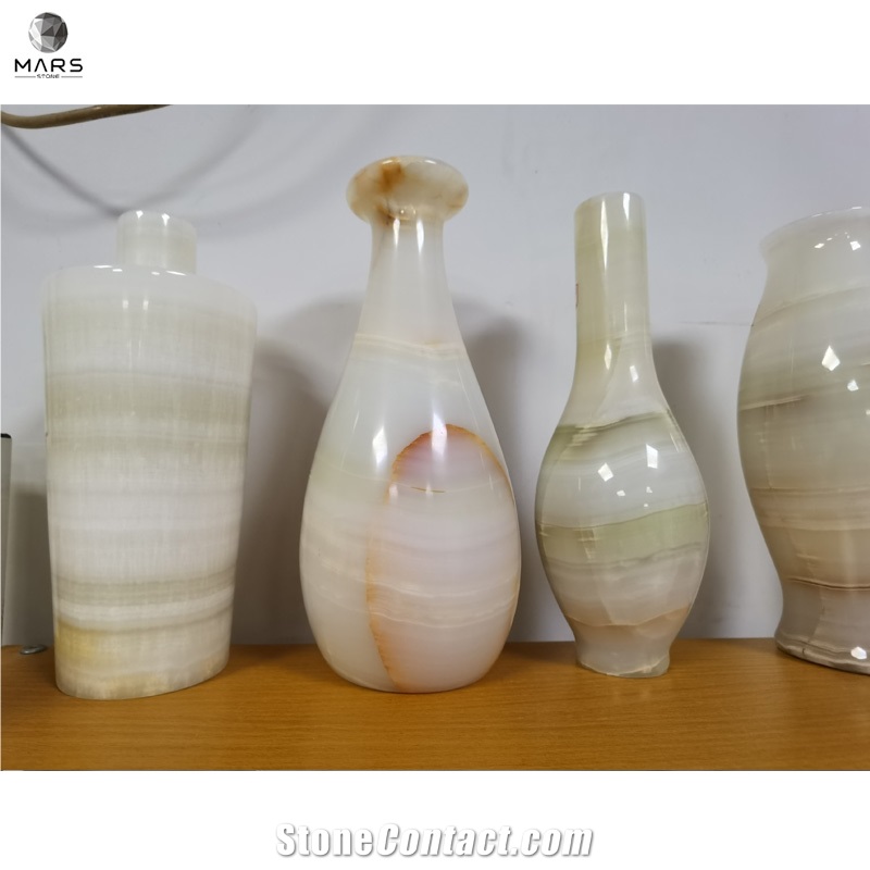 Light Green Onyx Stone High Polishing Design Onyx Vase
