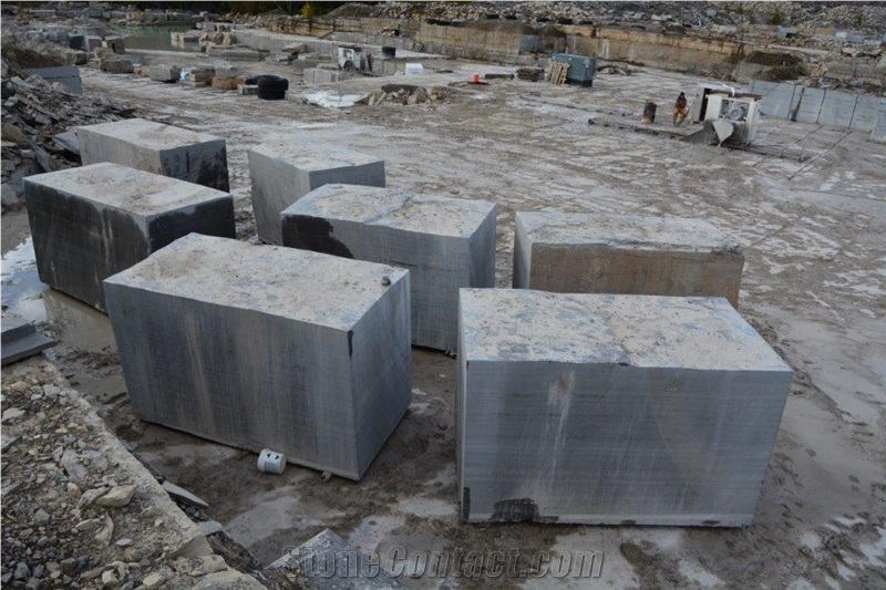 Eramosa Limestone Blocks (Tobacco Brown)