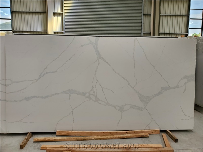 Calacatta White Quartz Artificial Stone Slab Flooring