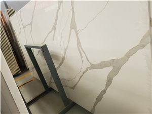 Calacatta White Quartz Artificial Stone Slab Flooring