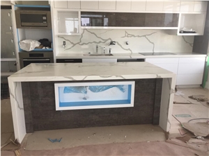 Calacatta White Quartz Modern Kitchen Design