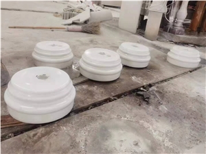 Natural White Marble High Quality Column Sculptured Carved
