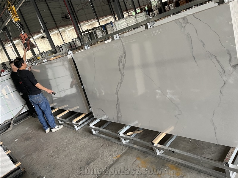 White Calacatta Sintered Stone Slab Wall