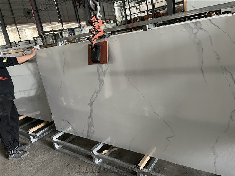 White Calacatta Sintered Stone Slab Wall