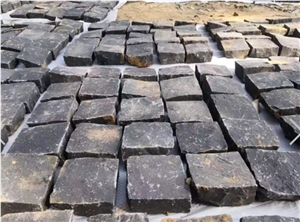 China Black Basalt Cube Stone Exterior Pavement Driveway Set