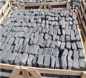 China Black Basalt Cube Stone Exterior Pavement Driveway Set