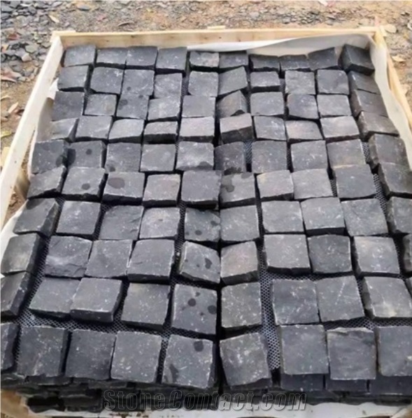 China Black Basalt Cube Stone Exterior Pavement Driveway Set