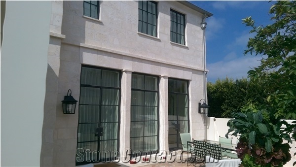 Classic Coral Stone Building Ornaments, Masonry Facade