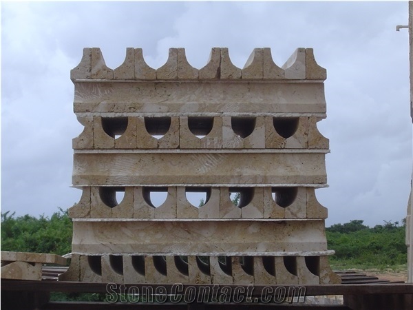 Classic Coral Stone Building Ornaments, Masonry Facade