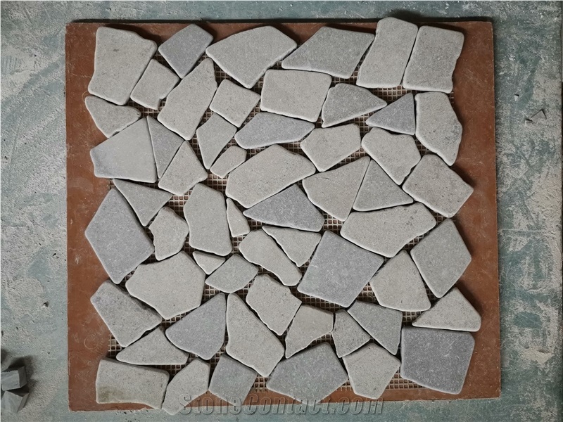 Irregular Tumbled Natural Stone Mosaic Pattern Design Tiles