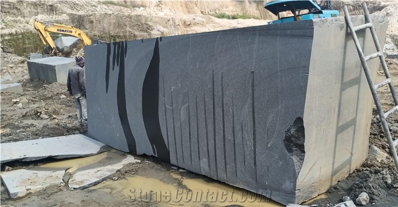 G 40 BLACK GRANITE BLOCK