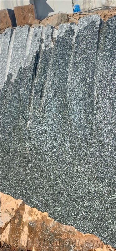 M 10 BLACK GRANITE BLOCK