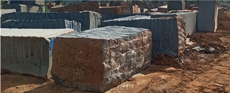 M 10 BLACK GRANITE BLOCK