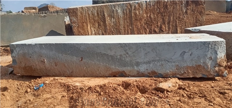 M 10 BLACK GRANITE BLOCK