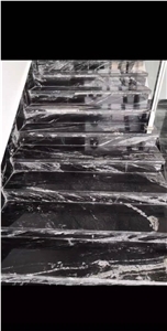 China Universe Black Granite Polished Stair Treads
