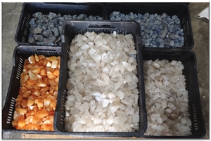 Calcite Stone Crushed Rocks, Calcite Boulders