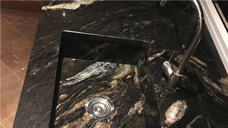 Exotic Granite Tiles With Golden Vein For Commercial Project