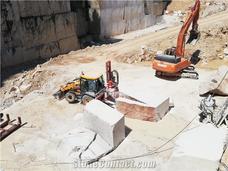 Aurisina Chiara And Aurisina Fioritello Quarry
