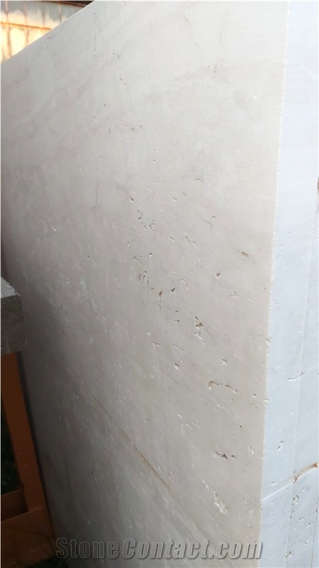 Navona Travertine Slabs - Vein-Cut