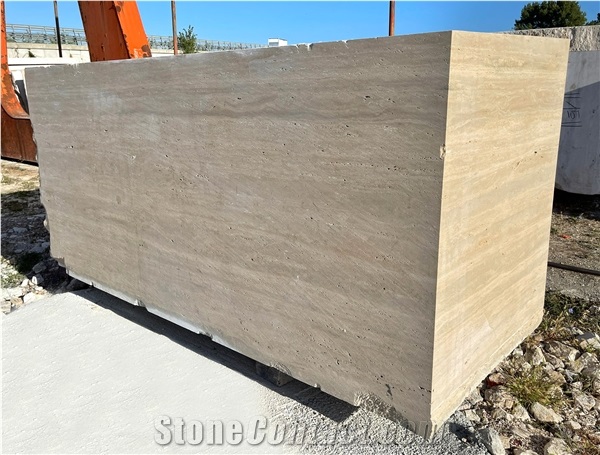 Roman Classico Travertine Blocks