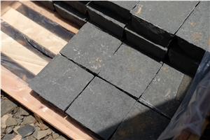 GL Black Basalt Cobbles