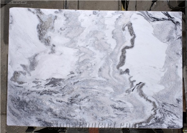 Glassy Marble Slabs