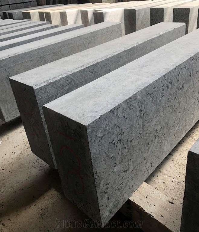 Black Granite (Labradorite) Kerbstone (Black Ice L7)