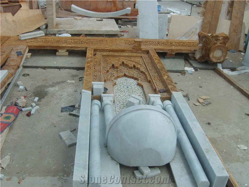 Hammam Wall Fountain With Waterjet Medallion