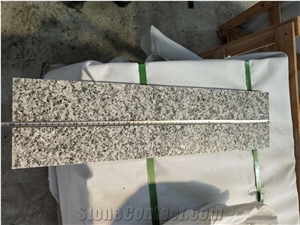 China Grey Sardo Padang Champagne Plum Blossom White Granite