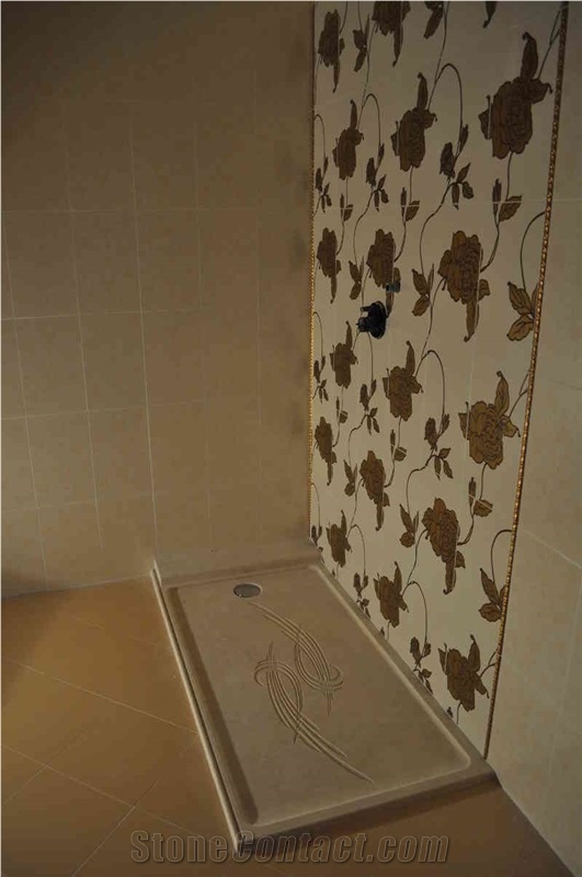 Shower Tray In Antiqued Travertine With Drawing Engraving