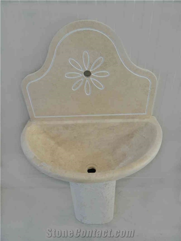 Wall Mounted Fountain With Travertino Classico