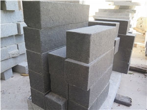 Vietnam Grey Basalt Garden Palisade