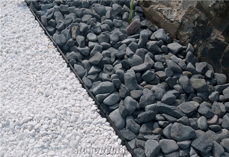 Pebbles Dark