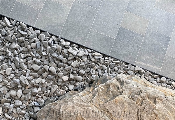 Pebbles Fish Grey