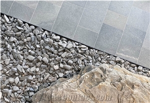 Pebbles Fish Grey