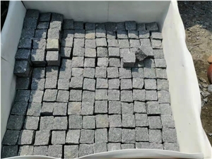 G654 Dark Grey Granite Paver Tumbled Floor Cube Bricks