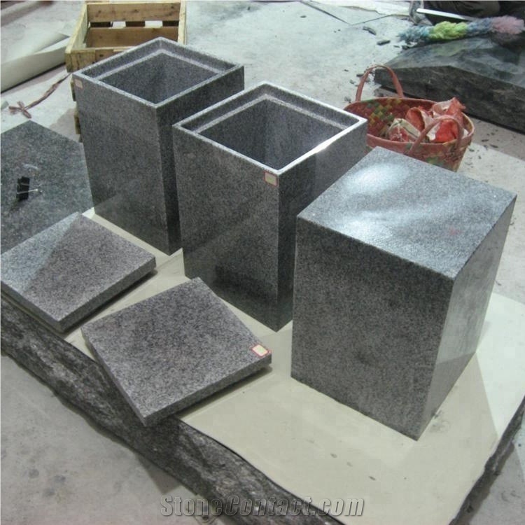 Funeral Accessories Monumental Buroal Urns