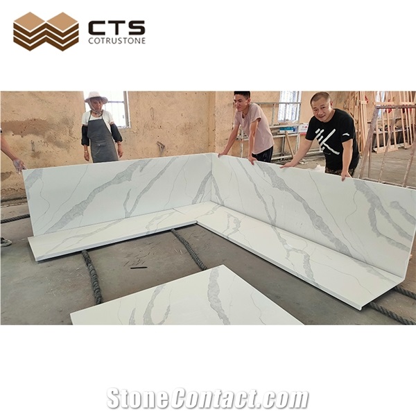 Marble Look Calacatta Quartz Kitchen Countertops