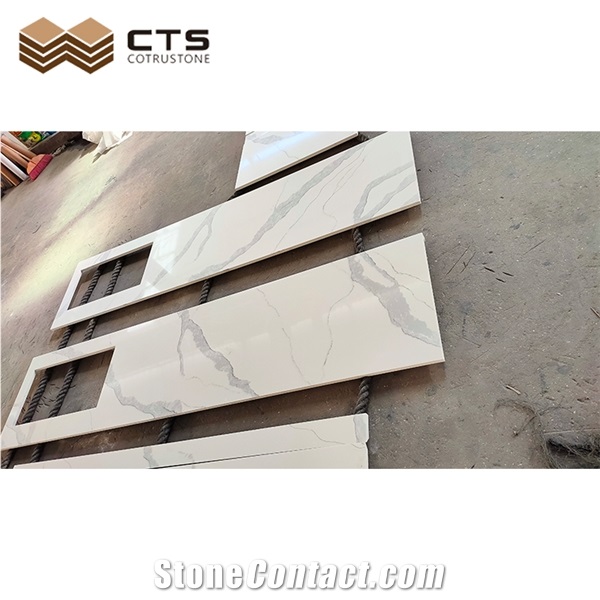 Marble Look Calacatta Quartz Kitchen Countertops