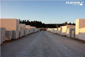 Moca Creme Limestone, Creme Fatima Limestone Blocks