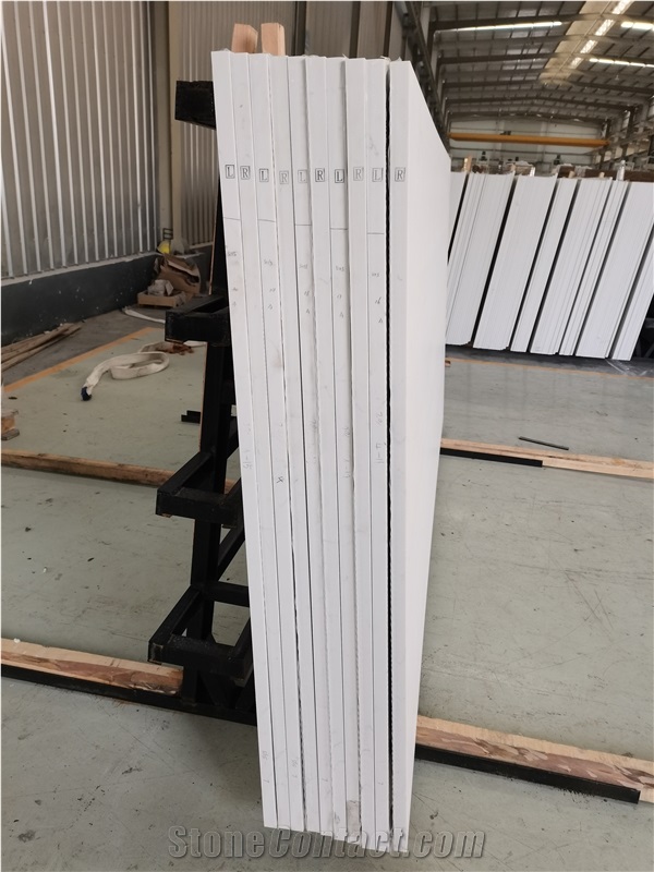 Best Selling Venatino Statuario Quartz Slab