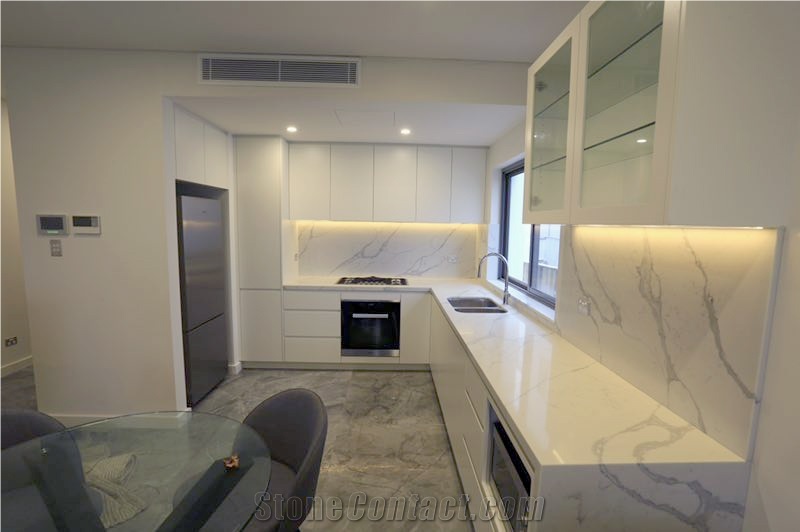 Popular Artificial Stone Calacatta Quartz Countertop