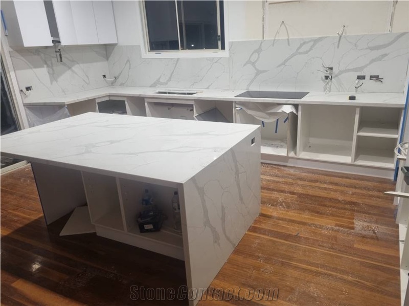 Popular Artificial Stone Calacatta Quartz Countertop