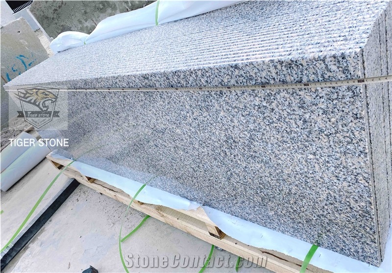 G623 GRANITE COUNTER TOPS
