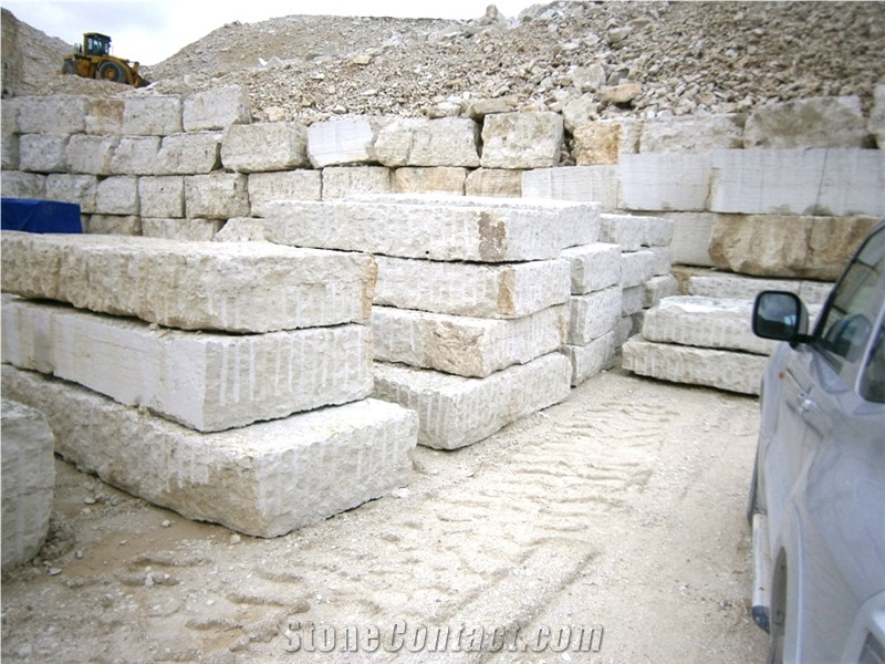 Bianco Perlino Marble Quarry