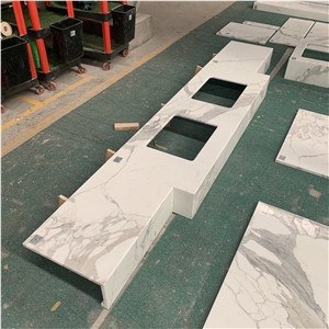 Customized Calacatta White Marble Kitchen Countertop